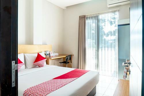 Hostal Oyo 794 Ln 9 Bandung Residence