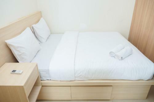 Comfortable 2br Parahyangan Residence Apartment By Travelio