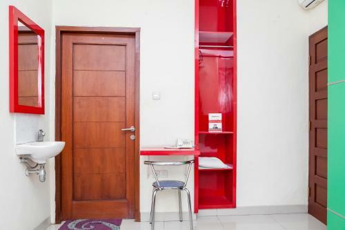 Bed & Breakfast Reddoorz @ Buah Batu 2