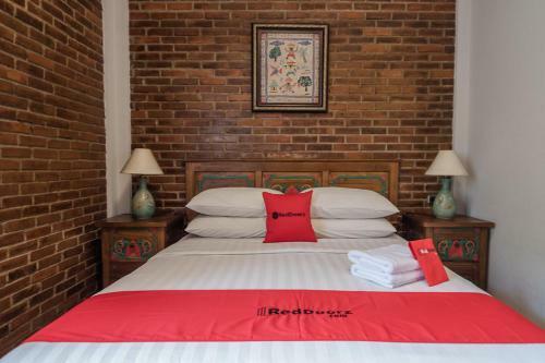 Hotel Reddoorz Plus Near Exit Toll Pasteur 2