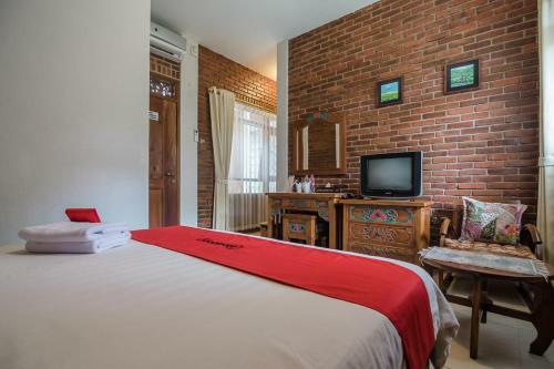 Hotel Reddoorz Plus Near Exit Toll Pasteur 2