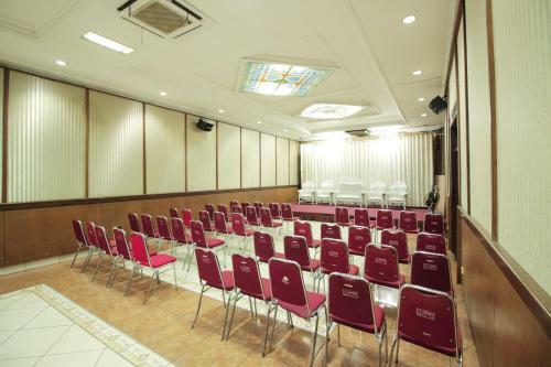 Oyo 228 Hotel Lodaya