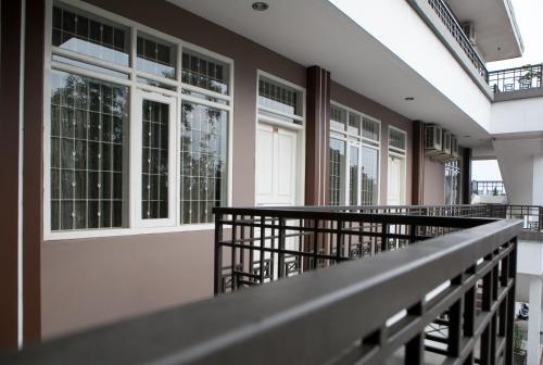 Hostal Reddoorz Plus Near Sukajadi 2