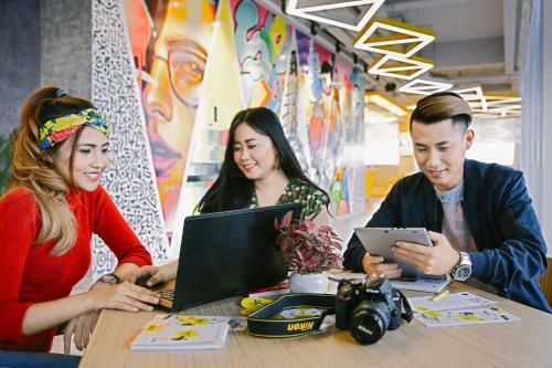 Yello Hotel Paskal Bandung