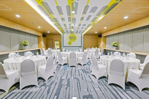 Yello Hotel Paskal Bandung