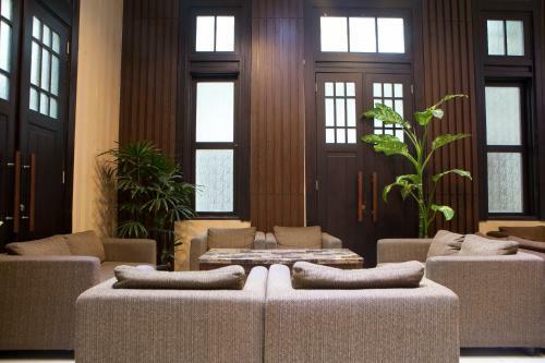 Hostal Reddoorz Plus Near Bip
