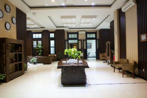 Hostal Reddoorz Plus Near Bip