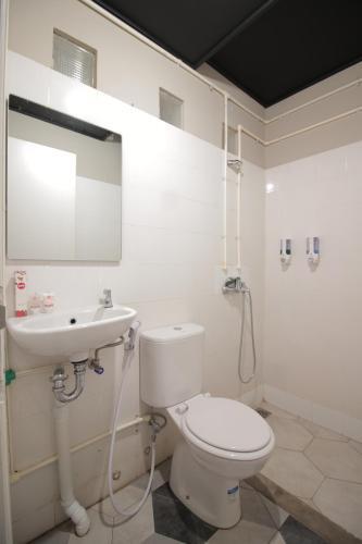 Hotel Oyo 260 Home 33