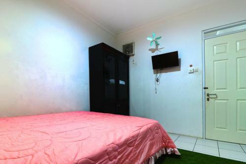 Hostal The Blessing House Bed And Breakfast