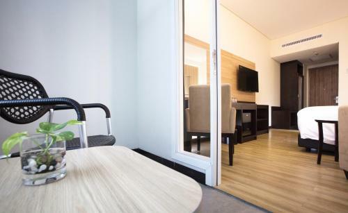 Best Western Kindai Hotel