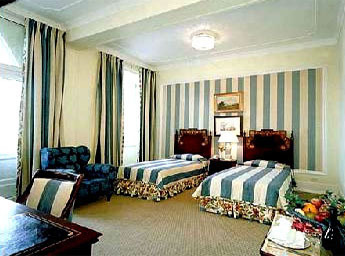 Hotel Safir International