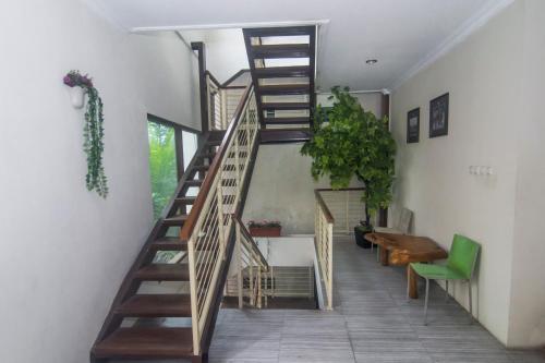 Hotel Oyo 250 De'gadri Ndalem