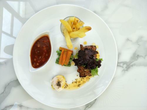 Grand Senyum Hotel