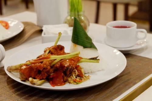 Grand Senyum Hotel