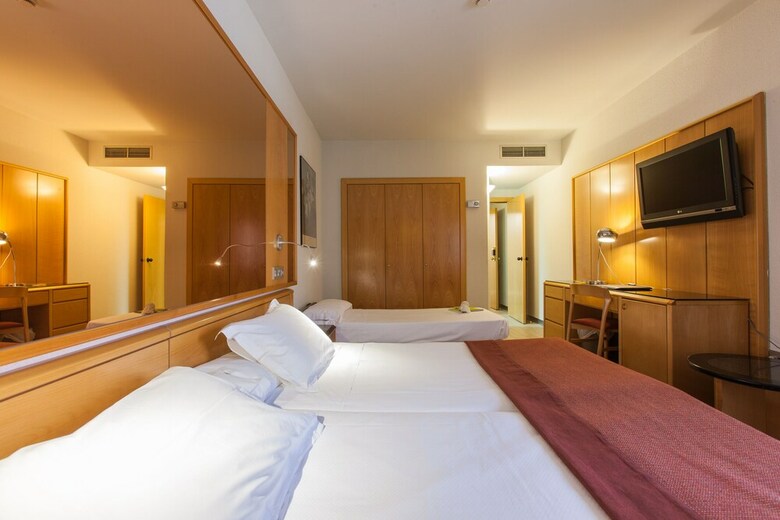 Hotel Silken Rona Dalba
