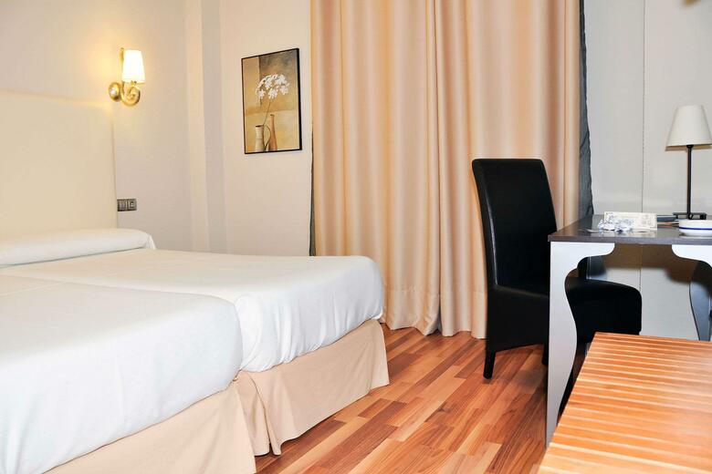 Hotel Sercotel Do�a Carmela