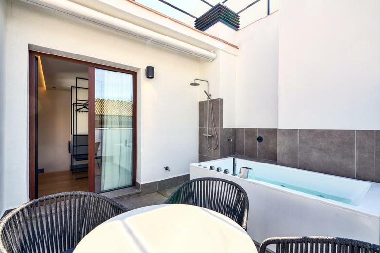 Hotel Murillo Reinoso