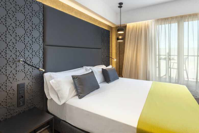 Hotel Catalonia Giralda