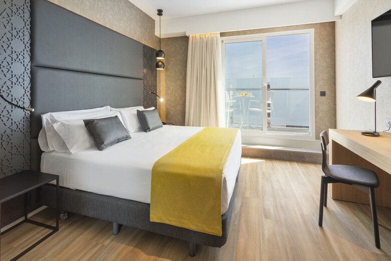 Hotel Catalonia Giralda