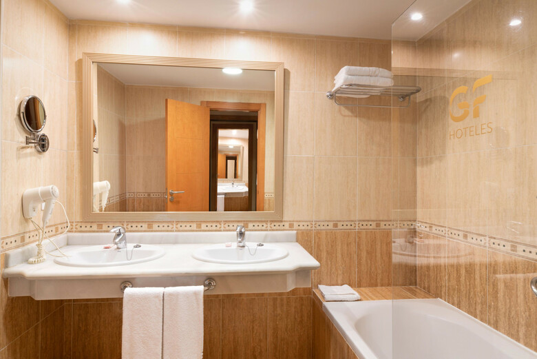 Hotel Gf Fa�abe Costa Sur