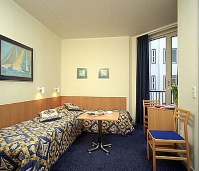Hotel Maritime