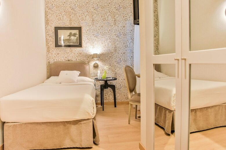Hotel Meninas