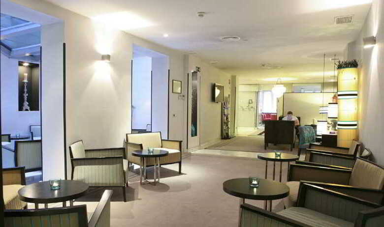 Hotel Meninas