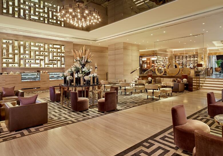 Hotel Al Manshar Rotana