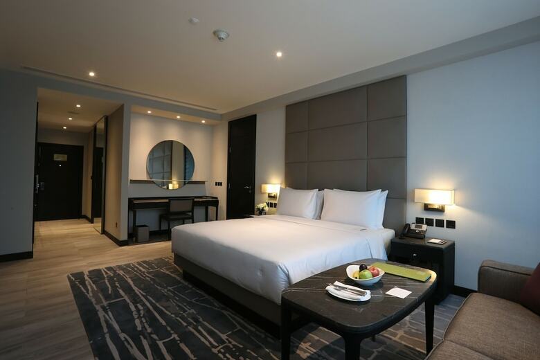 Hotel Al Manshar Rotana