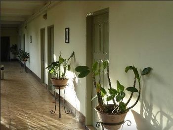 Hotel Mandalay Swan