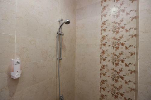 Hostal Reddoorz Near Plaza Simpang Lima
