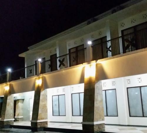 Hostal Tempatku Indonesian Restaurant And Rooms