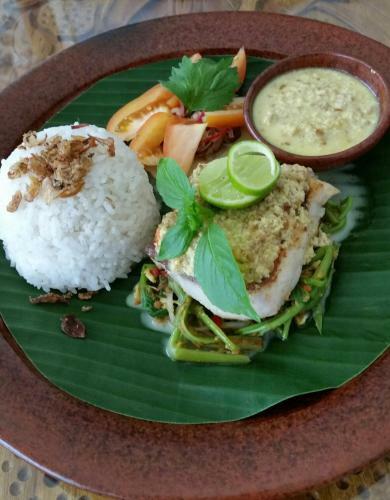Hostal Tempatku Indonesian Restaurant And Rooms