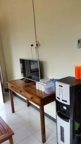 Hostal Tempatku Indonesian Restaurant And Rooms