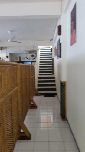 Hostal Tempatku Indonesian Restaurant And Rooms