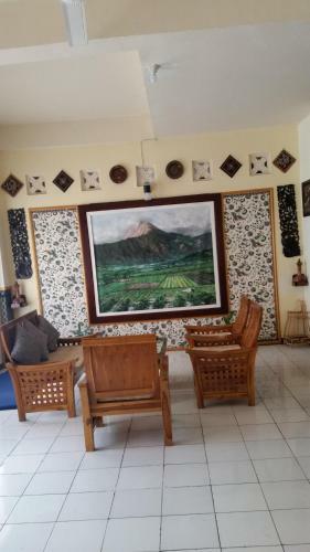 Hostal Tempatku Indonesian Restaurant And Rooms