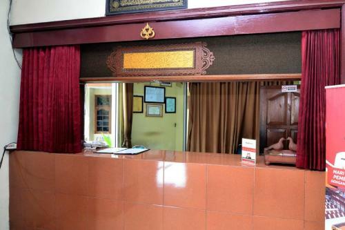Hostal Reddoorz Plus @ Laweyan