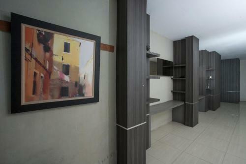 Hostal Reddoorz Near Suroboyo Carnival Park