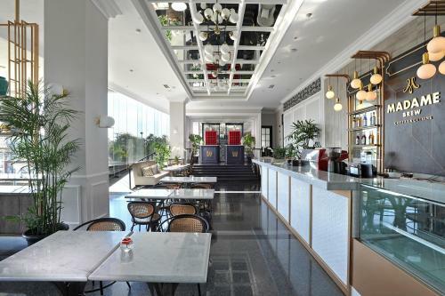 Hotel Brava Suites By Zia