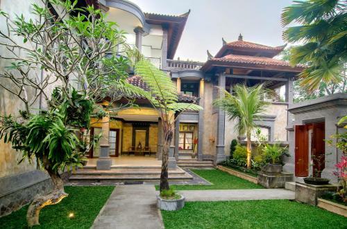 Hostal Mesari House