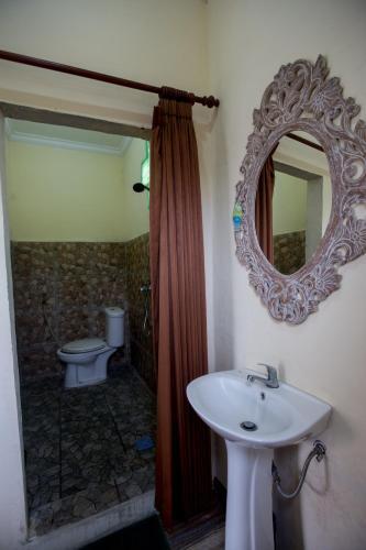 Hostal Parmini Guest House (formerly Internal Pelangi 2 Guesthouse)