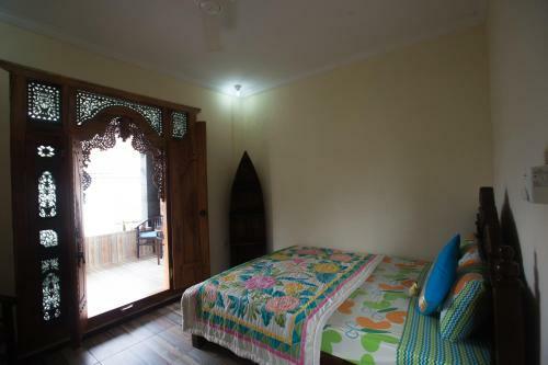 Hostal Parmini Guest House (formerly Internal Pelangi 2 Guesthouse)