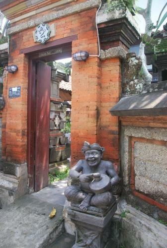 Bulan Bali Homestay & Hostel