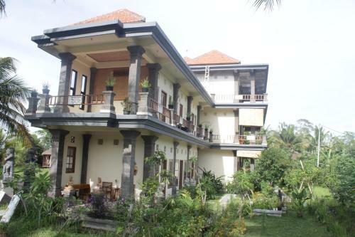 Hostal Restu House