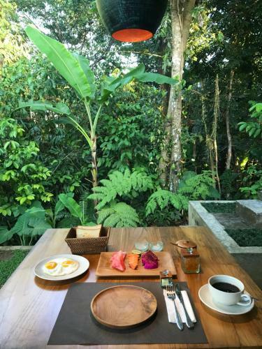 Hostal Pudja Guesthouse