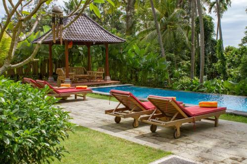 Bed & Breakfast Buah Nagasari Cottages