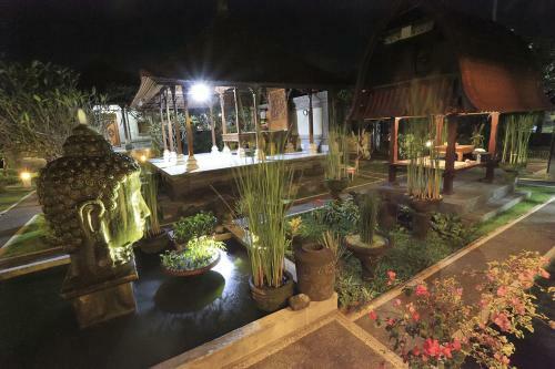 Hostal Luna Llena Villas