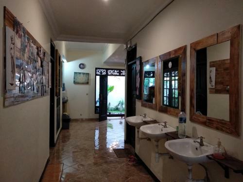 Joker Hostel And Homestay