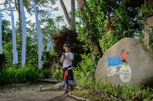 Tebing Villa