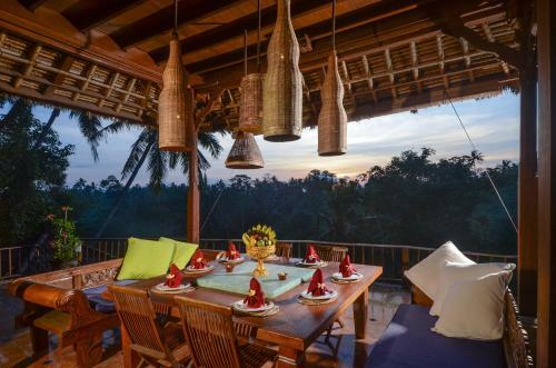 Tebing Villa